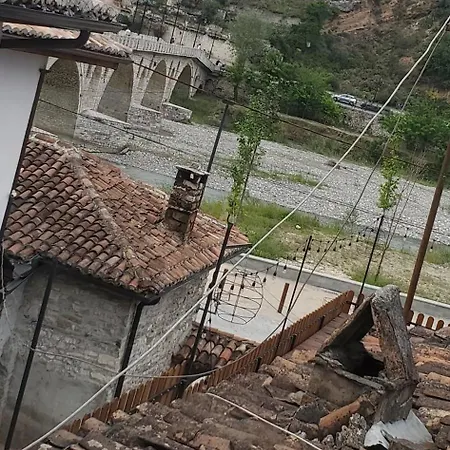 Cilingiri's Oasis Μπεράτ